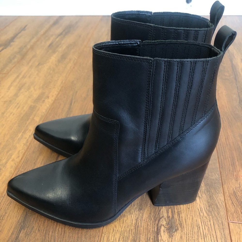 Marc Fisher Black Leather Ankle Boots Block Heel Size 11 Medium